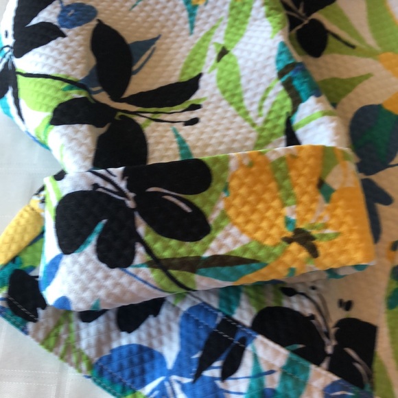 Jacket - Picture 3 of 6